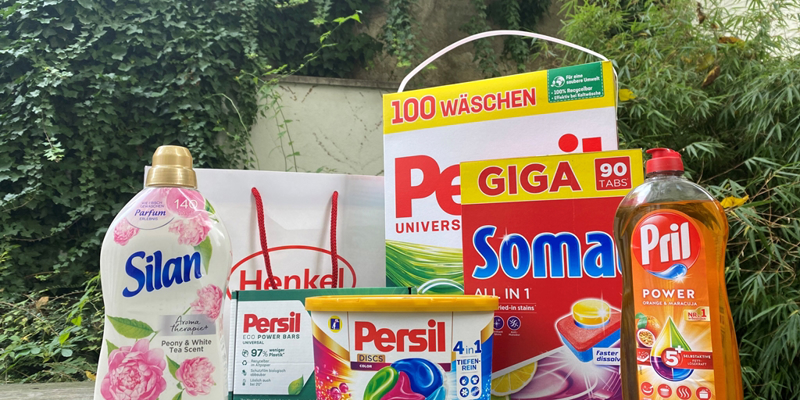 12. Dezember Weihnachtsputz mit Henkel